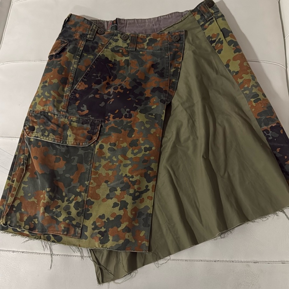 Vintage custom made army camouflage cargo skirt
Medium
